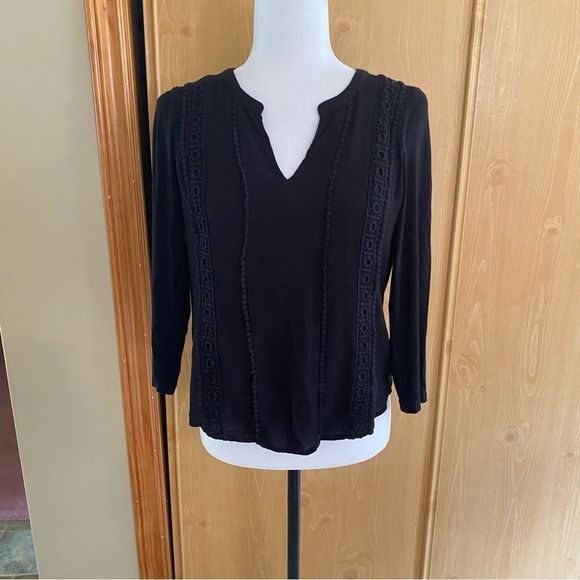 Meadow Rue • Crochet Trimmed Rayon V-Neck 3/4 Sleeve Blouse in Black - Picture 2 of 11